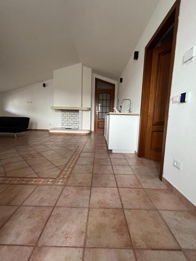 B-Guest House Oristano Bagian luar foto