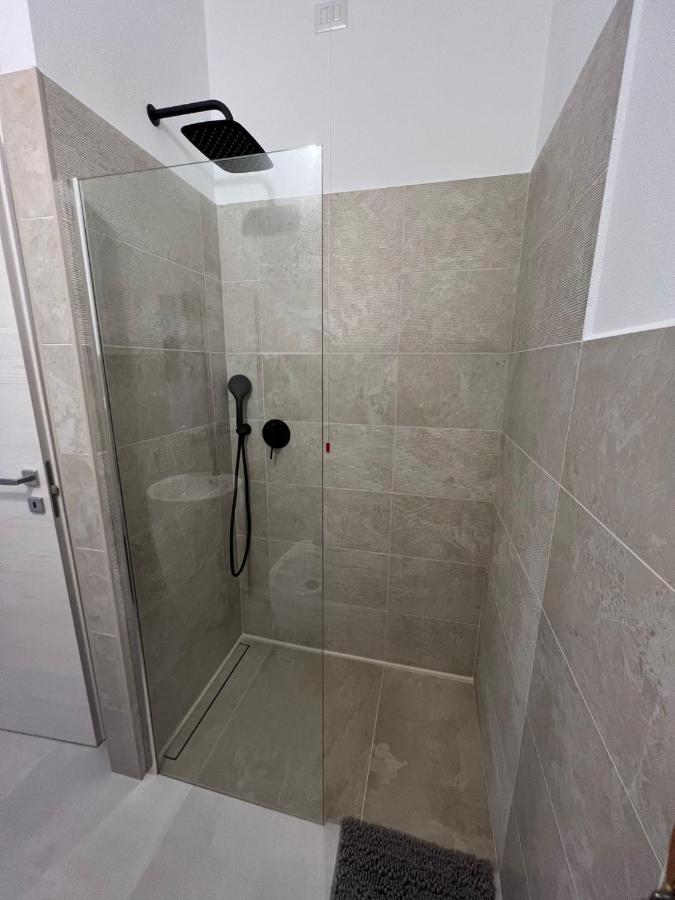 B-Guest House Oristano Bagian luar foto