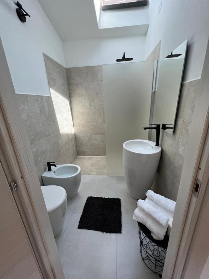 B-Guest House Oristano Bagian luar foto